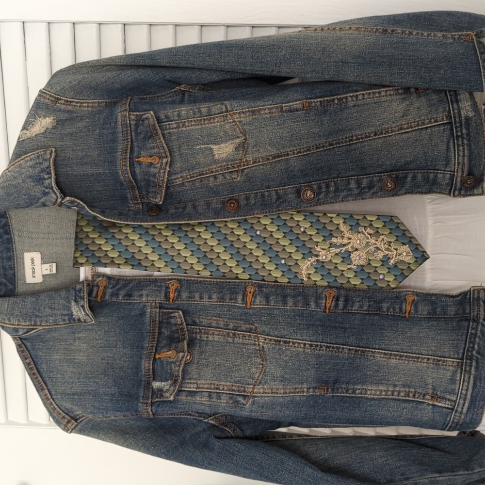 Vintage Tie